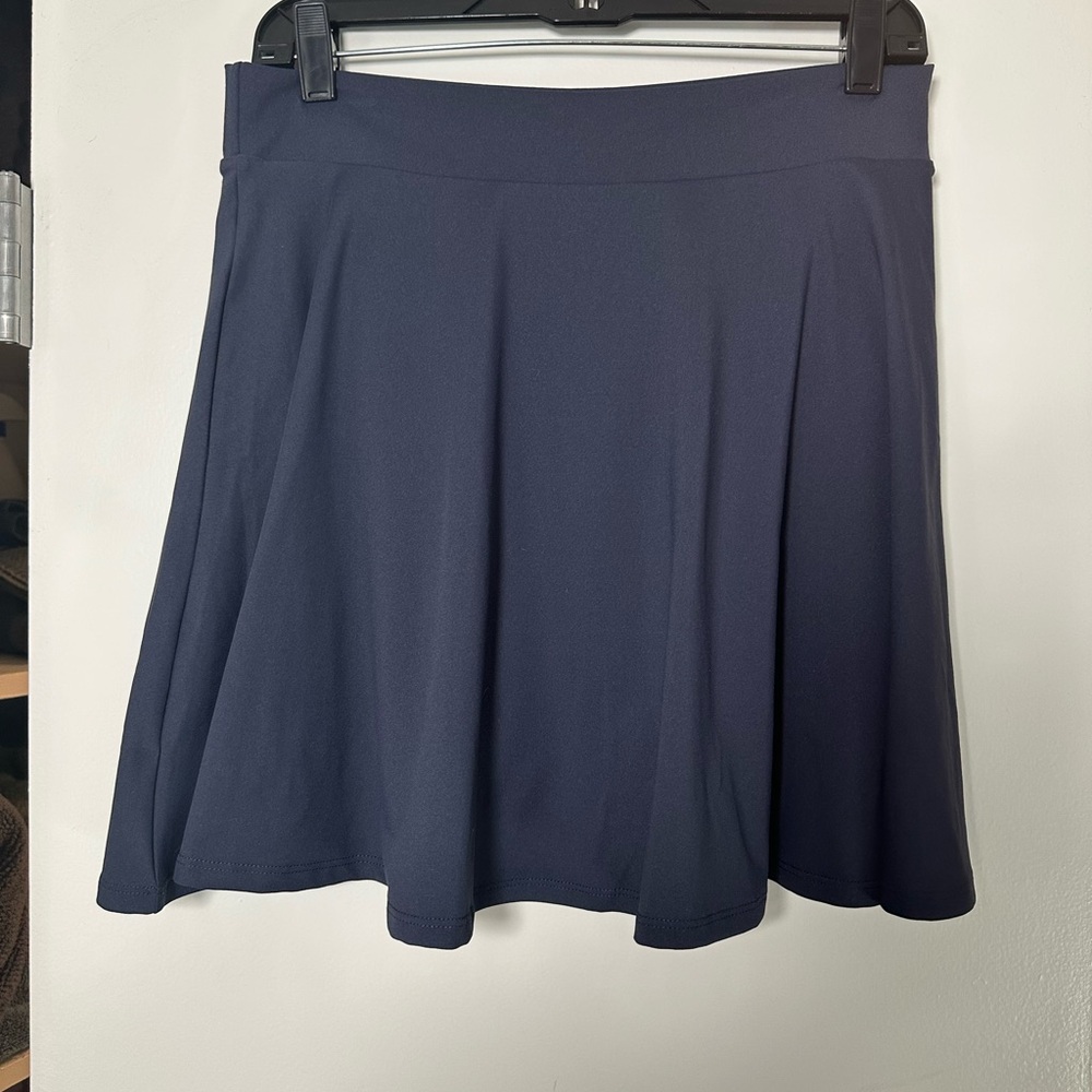 NWT Fabletics Navy Blue Flounce Skort with pockets
